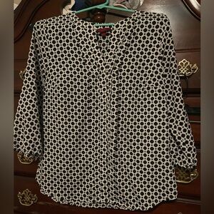 Women’s blouse size large